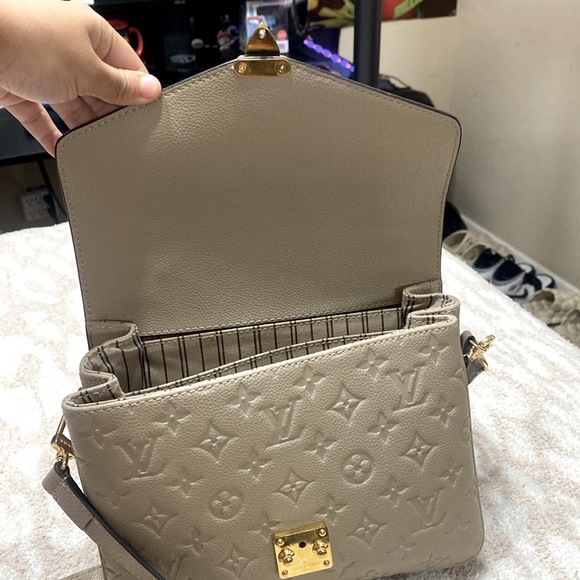 Pochette Métis Louis vuittion purse - Picture 6 of 7